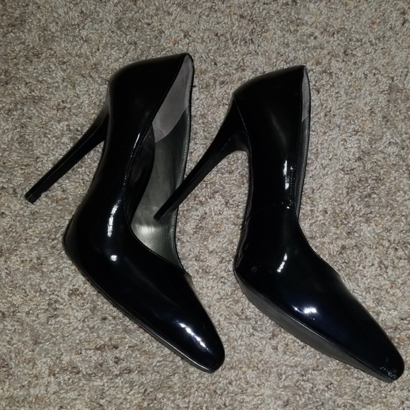 OFFERS? Carlos Santana black patent leather pumps - Picture 4 of 6